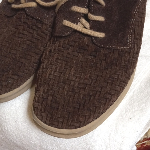 UGG Lace-Up Shoes ENERG Treadlite Brown Suede Sz 11 - Picture 3 of 15